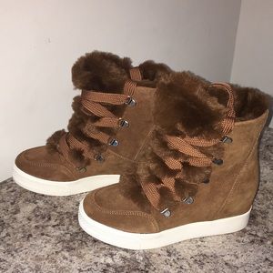 Steve Madden Orange-Brown Fur-Lined Wedge Shoes